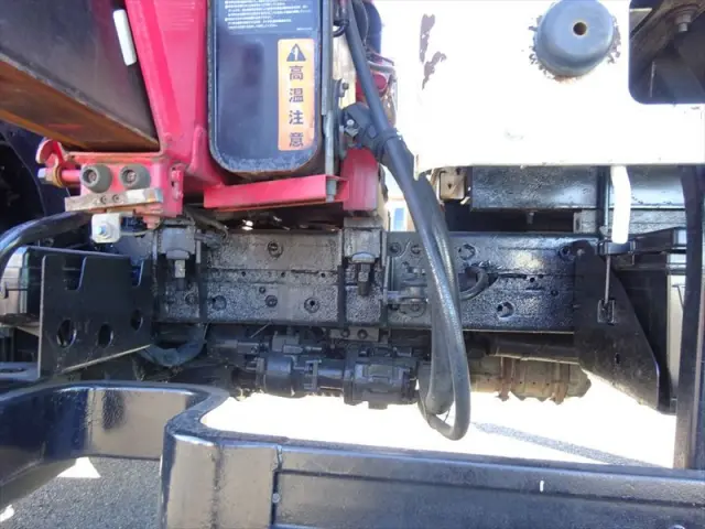 いすゞ エルフ TKG-NKR85AR(2WD)の写真7