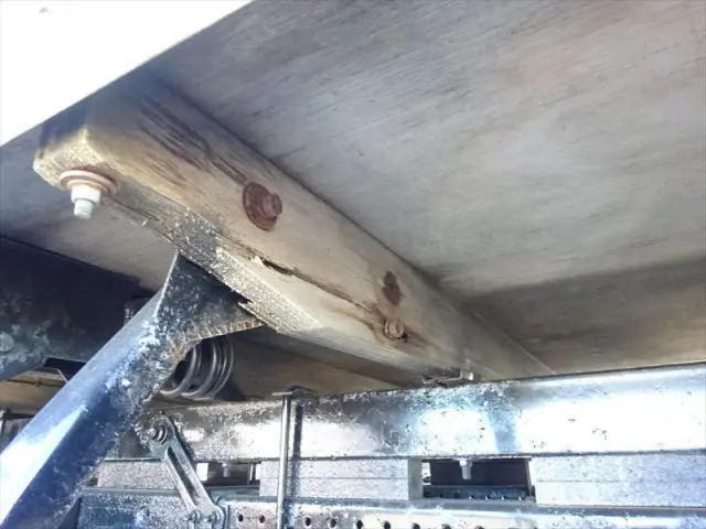 いすゞ エルフ TKG-NKR85AR(2WD)の写真15