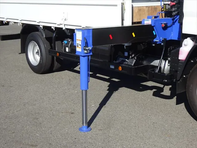 三菱 キャンター 2PG-FEB80(2WD)の写真10