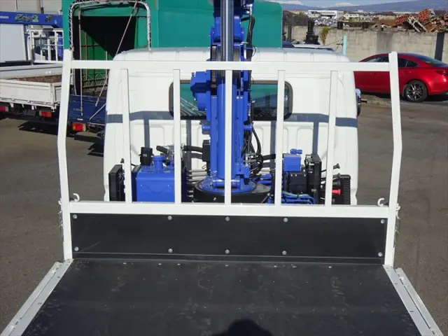 三菱 キャンター 2PG-FEB80(2WD)の写真18