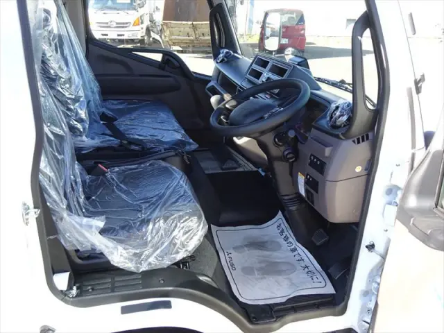 三菱 キャンター 2PG-FEB80(2WD)の写真20