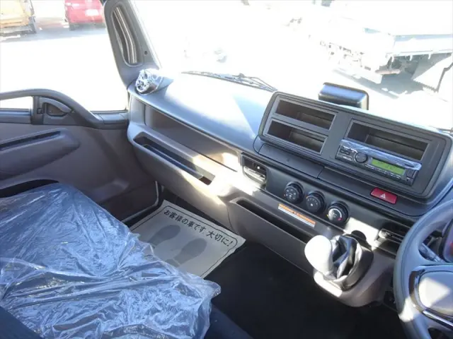 三菱 キャンター 2PG-FEB80(2WD)の写真23