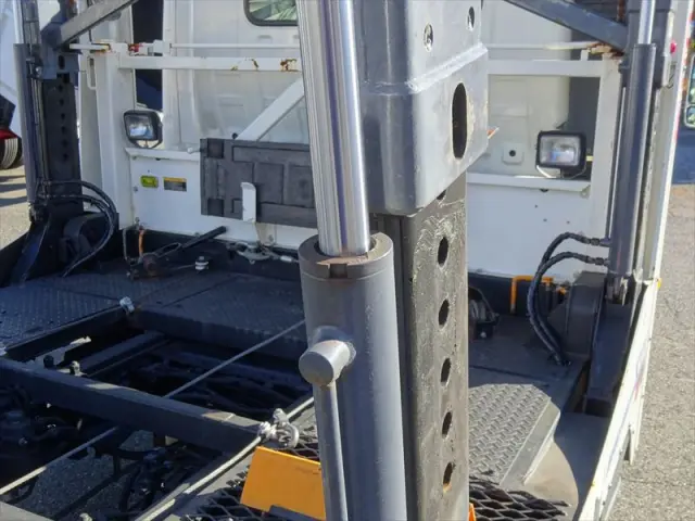 トヨタ ダイナ 2KG-XZU720(2WD)の写真24