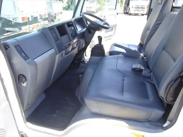 いすゞ エルフ TPG-NKR85Rの写真30