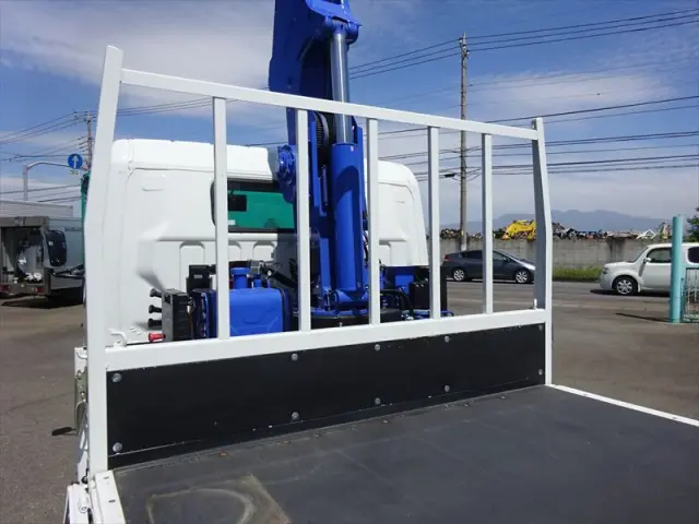 三菱 キャンター 2PG-FEB80(2WD)の写真17