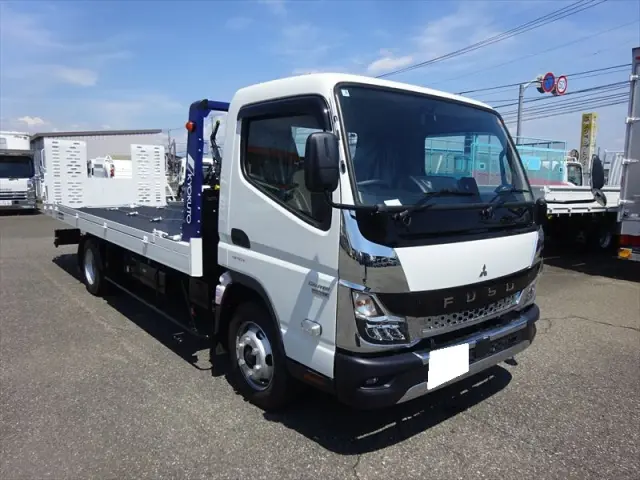 三菱 キャンター 2RG-FEB80(2WD)の写真3