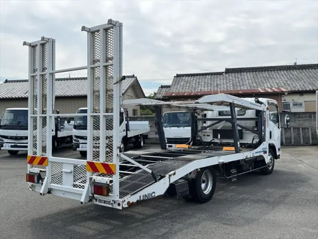 いすゞ エルフ TKG-NKR85YN(2WD)の写真3