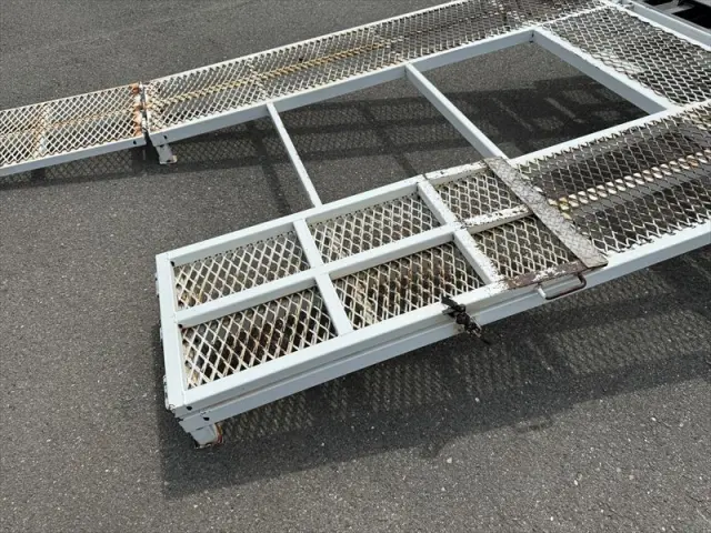 いすゞ エルフ TKG-NKR85YN(2WD)の写真6