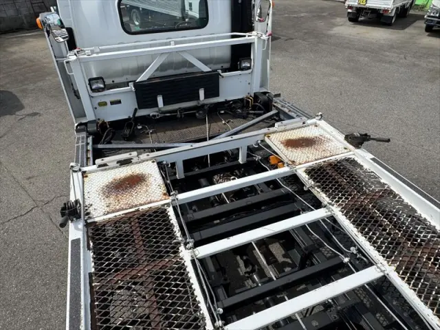 いすゞ エルフ TKG-NKR85YN(2WD)の写真16