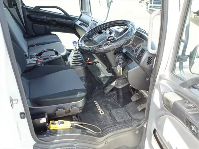 日野 レンジャー TKG-FC9JEAA(2WD)の写真16