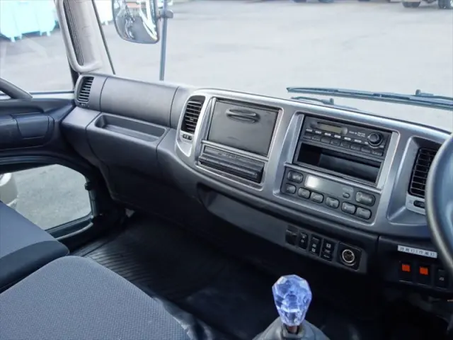 日野 レンジャー TKG-FC9JEAA(2WD)の写真19