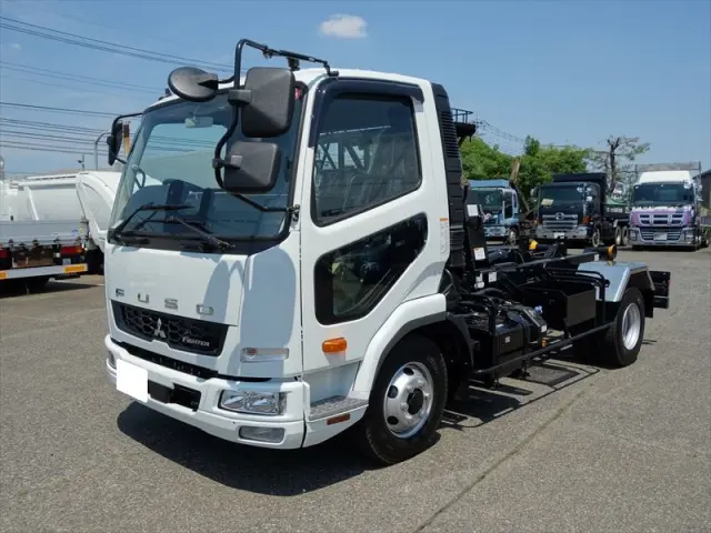 三菱 ファイター 2KG-FK72Fの写真2