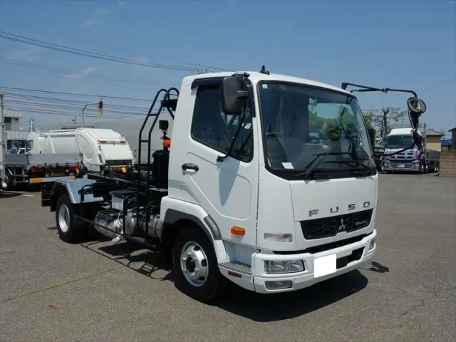 三菱 ファイター 2KG-FK72Fの写真3