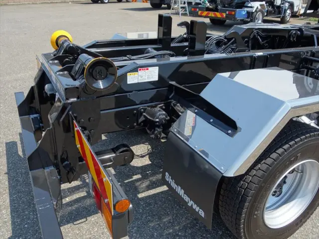 三菱 ファイター 2KG-FK72Fの写真9