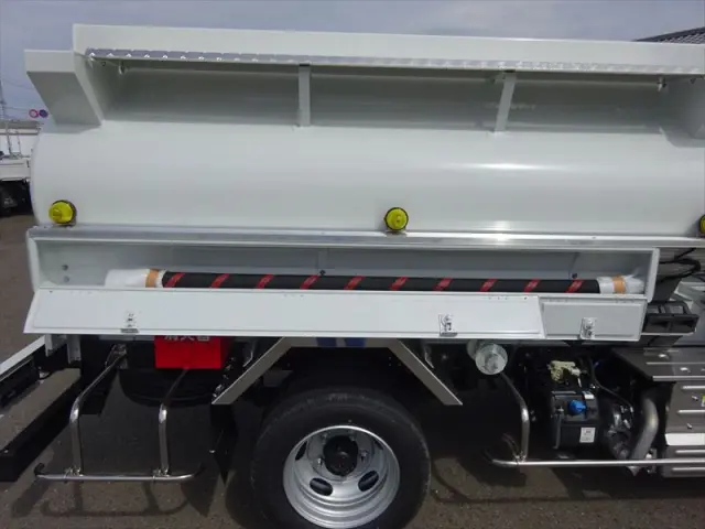 三菱 キャンター 2RG-FGA50(4WD)の写真15