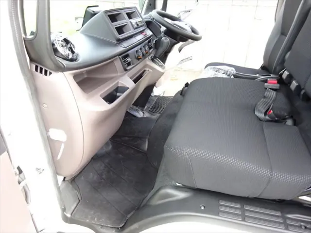 三菱 キャンター 2RG-FGA50(4WD)の写真20