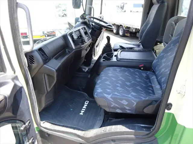 日野 レンジャー QKG-FJ7JGAA(2WD)の写真30