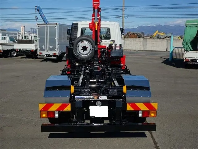 三菱 ファイター 2KG-FK72Fの写真16