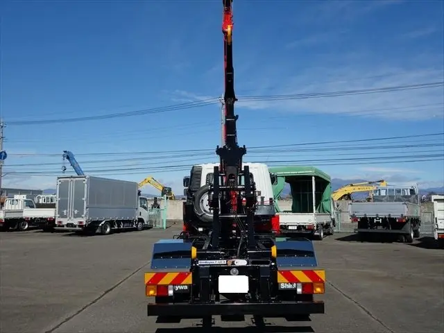 三菱 ファイター 2KG-FK72Fの写真17