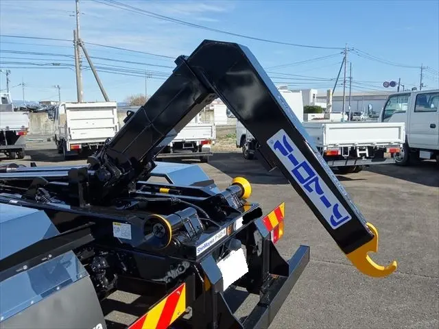 三菱 ファイター 2KG-FK72Fの写真19