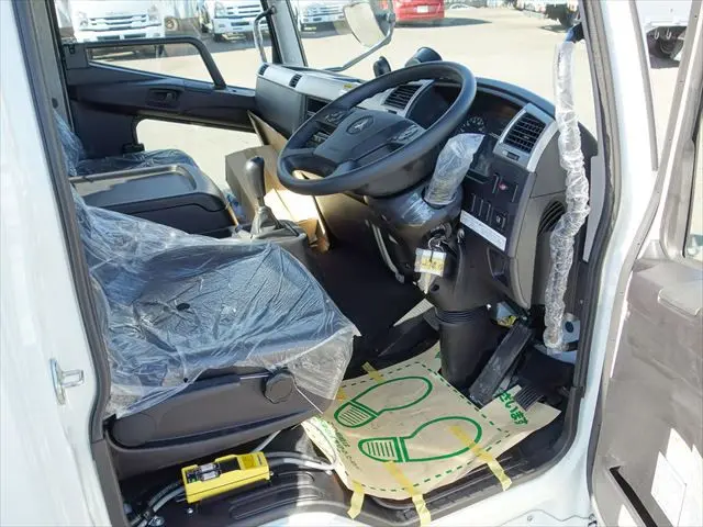 三菱 ファイター 2KG-FK72Fの写真21