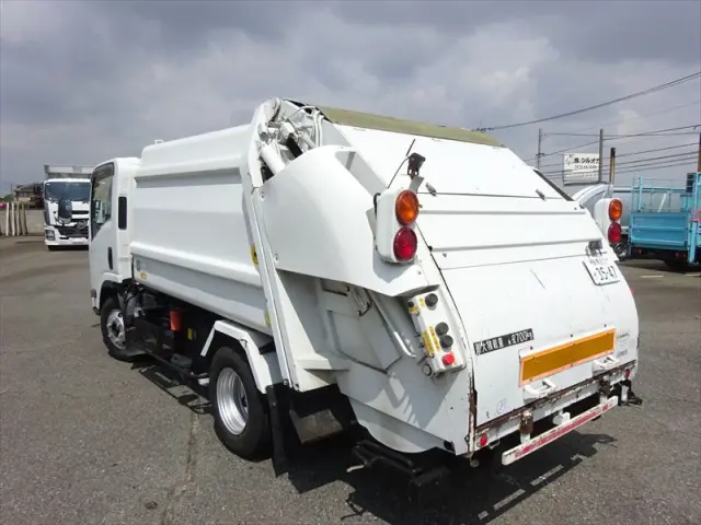 いすゞ エルフ PDG-NPR75N(2WD)の写真3