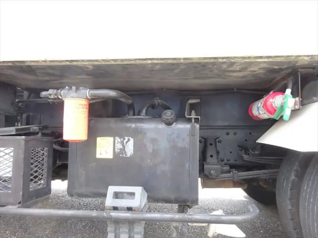 いすゞ エルフ PDG-NPR75N(2WD)の写真5