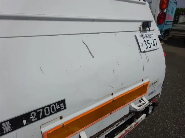 いすゞ エルフ PDG-NPR75N(2WD)の写真11