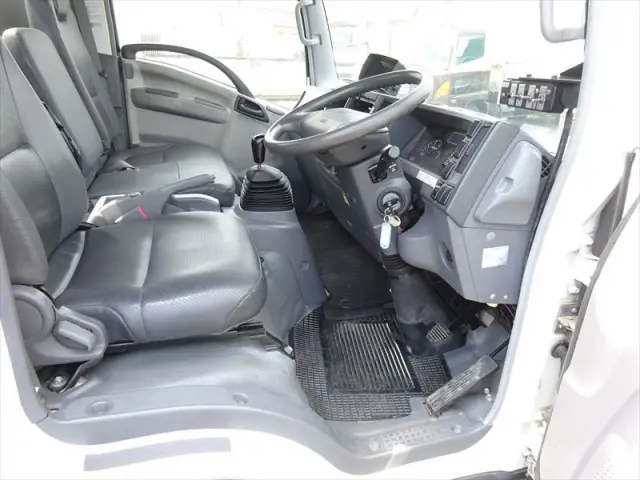 いすゞ エルフ PDG-NPR75N(2WD)の写真20