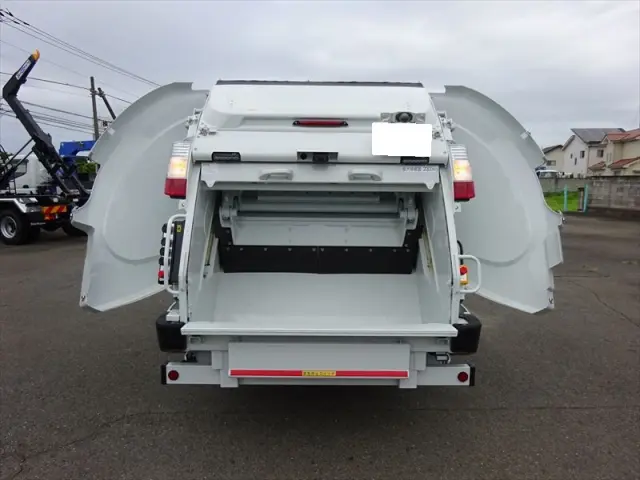 三菱 キャンター 2RG-FEAV0の写真10