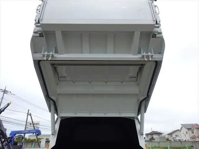 三菱 キャンター 2RG-FEAV0の写真13
