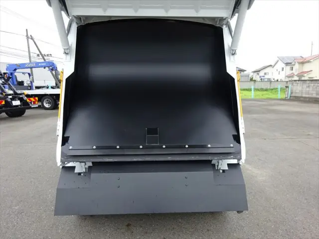 三菱 キャンター 2RG-FEAV0の写真15