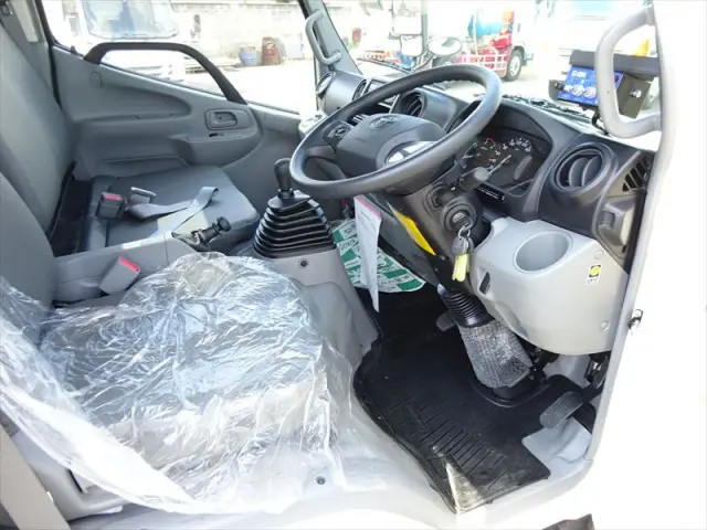 トヨタ ダイナ 2KG-XZU605A(2WD)の写真18