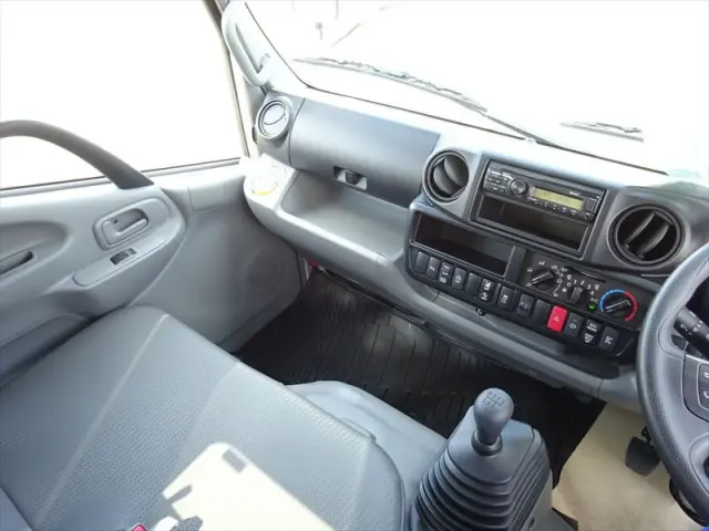 トヨタ ダイナ 2KG-XZU605A(2WD)の写真22