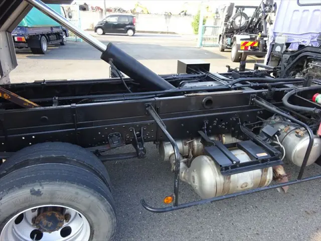 三菱 ファイター 2KG-FK62Fの写真7