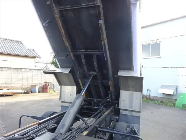 三菱 ファイター 2KG-FK62Fの写真10