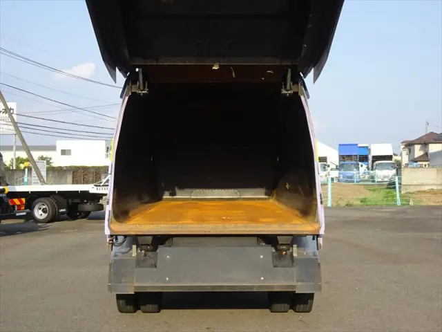 三菱 ファイター 2KG-FK62Fの写真17