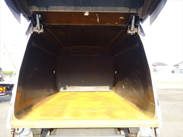 三菱 ファイター 2KG-FK62Fの写真19