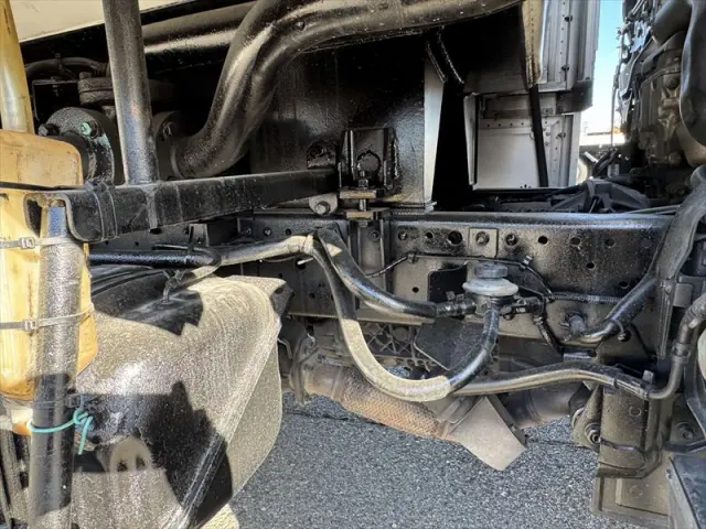 マツダ タイタン BDG-LKR85N(2WD)の写真17