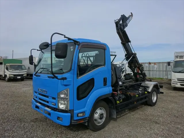 いすゞ フォワード PKG-FRR90S2の写真1