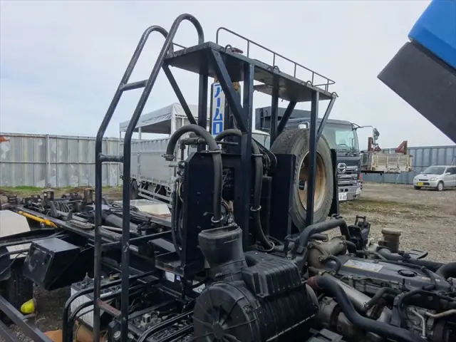 いすゞ フォワード PKG-FRR90S2の写真13