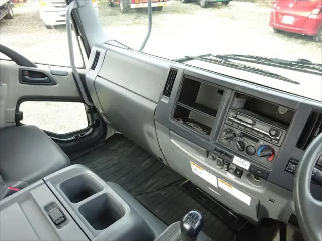 いすゞ フォワード PKG-FRR90S2の写真21