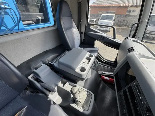 三菱 ファイター TKG-FK71Fの写真36