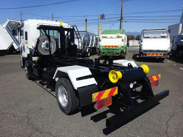 いすゞ フォワード SKG-FRR90S2の写真4