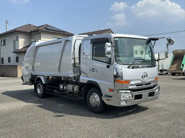 UD コンドル QKG-PK39LH(2WD)の写真2