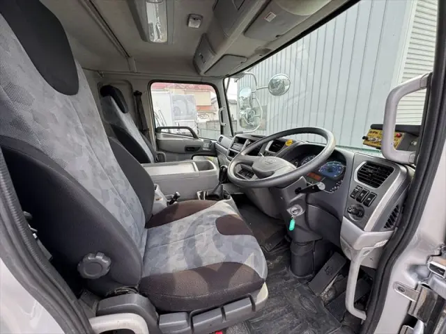 UD コンドル QKG-PK39LH(2WD)の写真27
