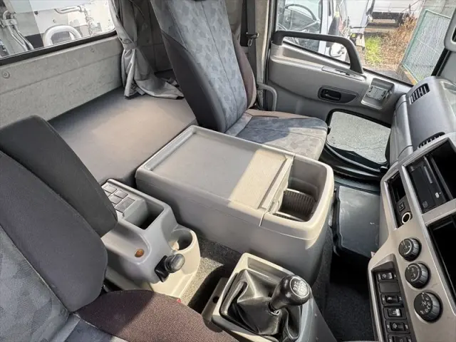 UD コンドル QKG-PK39LH(2WD)の写真29