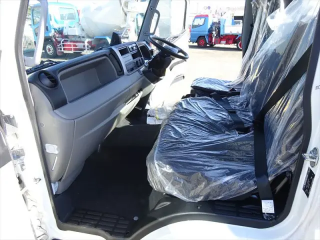 三菱 キャンター 2PG-FEB90(2WD)の写真23