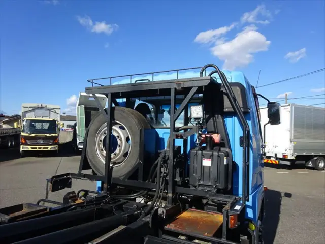 三菱 ファイター QKG-FK62FZ(2WD)の写真17