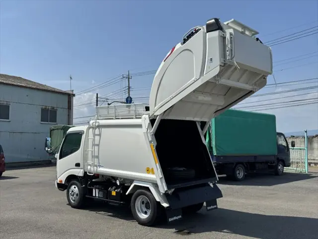 日野 デュトロ 2KG-XZU605Xの写真9